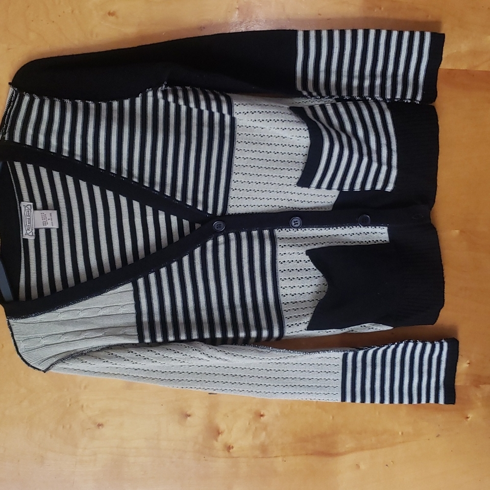 Art & Soul Lightweight Cardigan